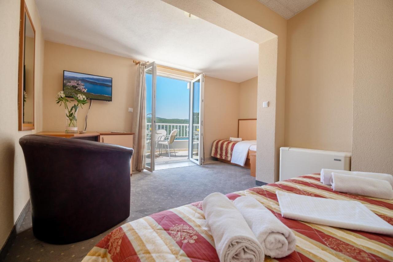 Hotel Luna Neum Esterno foto